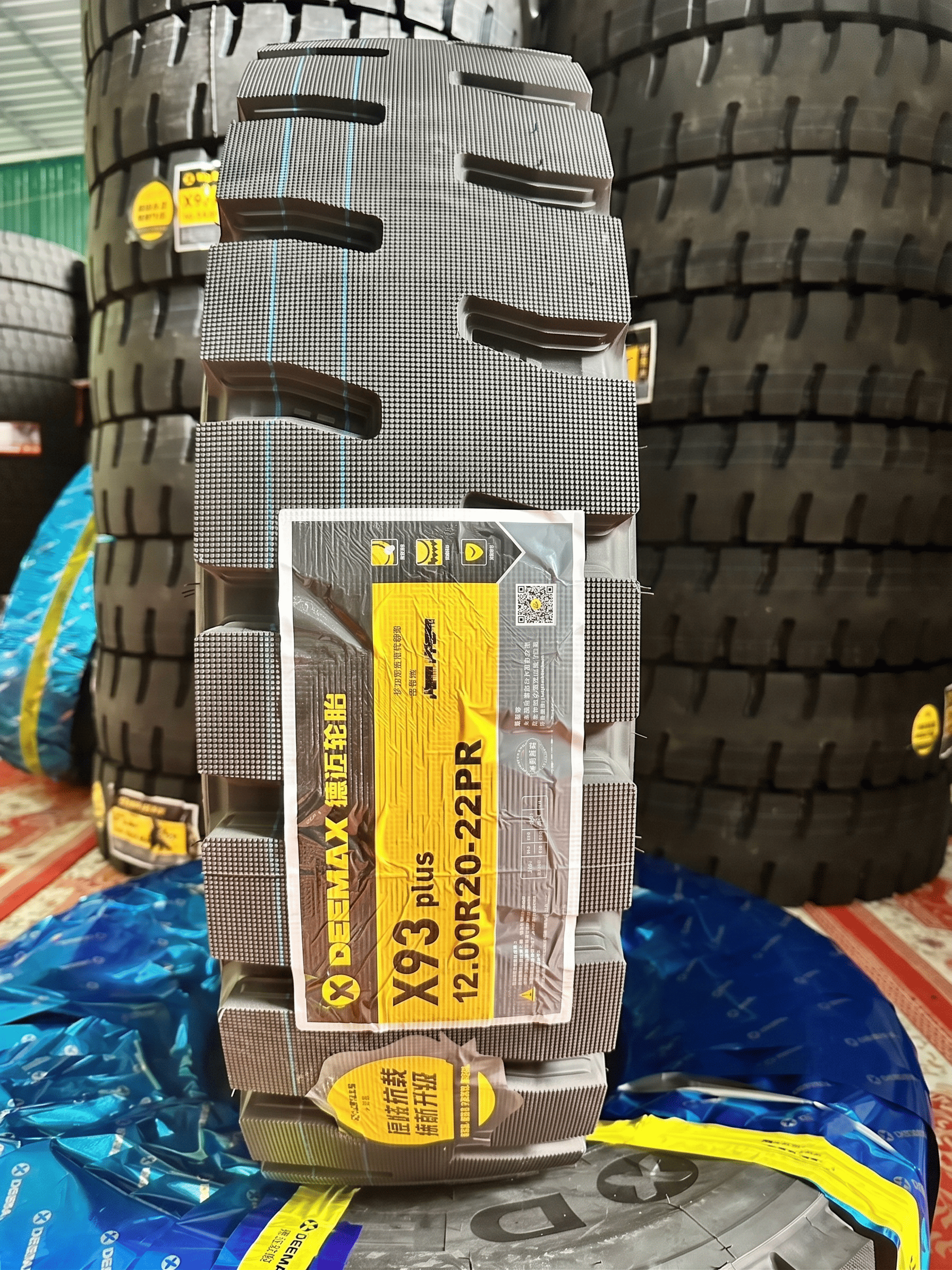 Lốp DEEMAX 12.00R20 22PR X93 PLUS