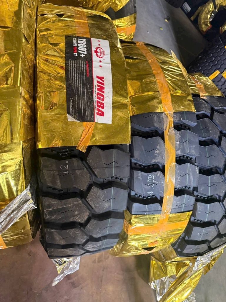 Lốp YINGBA 12.00R20 YB607 20PR